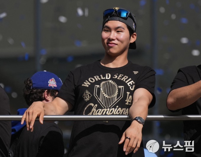 [MLB] 대주자·대수비로 뛴 김혜성, WS 우승 보너스 7억원