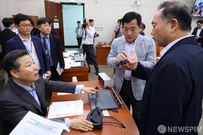 여야 대치 속 'K-스틸법' 이달 처리 난항