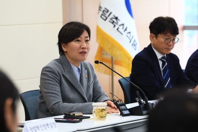 송미령 장관 "기본소득 2년 시험대…쌀값은 시장 원칙 유지"