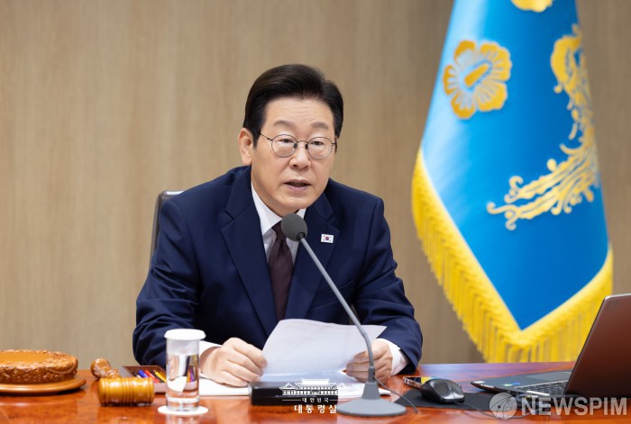 李대통령 "산불 초기엔 과잉이라도 전력 대응"…관·군 합동훈련 직접 점검