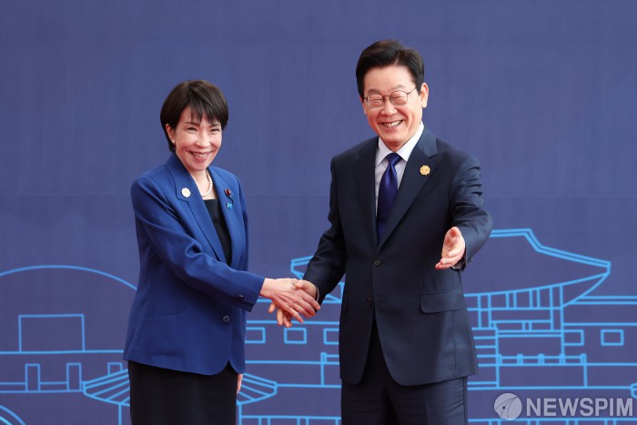 '여자 아베' 다카이치, 방위력·정보력 대폭 강화…"국가정보국 신설 지시"