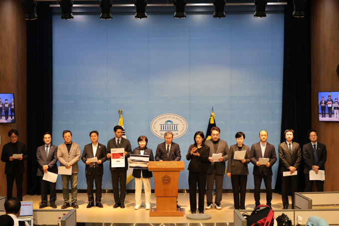 與, '종묘 재개발' 오세훈 연일 견제 …내년 지방선거 예열