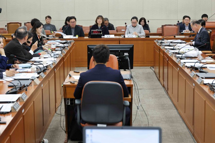 10년 의무 지역의사제 법안소위 통과...2027년 시행 전망