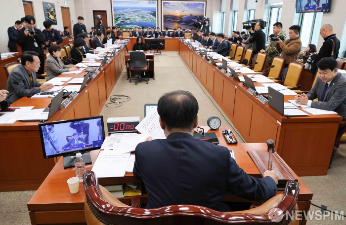 국회 국토위 전체회의
