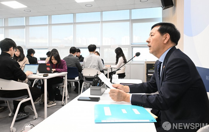 구윤철 "대미투자특별법, 11월 중 반드시 국회 제출…車 15% 관세 적용"