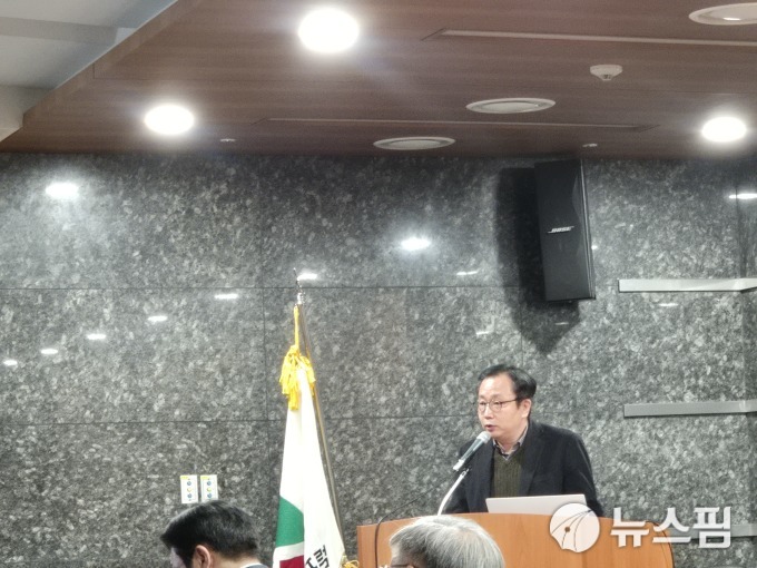 학계 "건설현장 AI 도입 필수" vs 업계 "현실성 없는 법·제도부터 바꿔야"