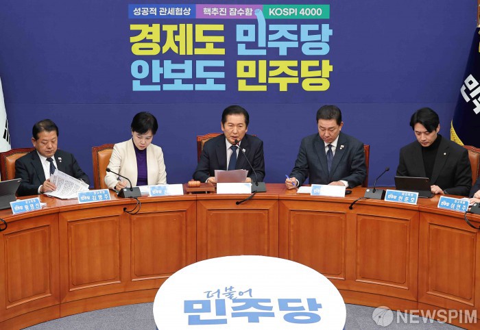 민주 지도부 "내란전담재판부 설치…내란사범 사면권 제한도"