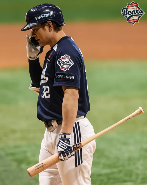 누가 김재환에게 돌을 던지랴