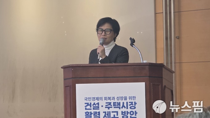 건설연 "가덕도신공항 입찰방식, 턴키 고집 말고 유연성 필요"