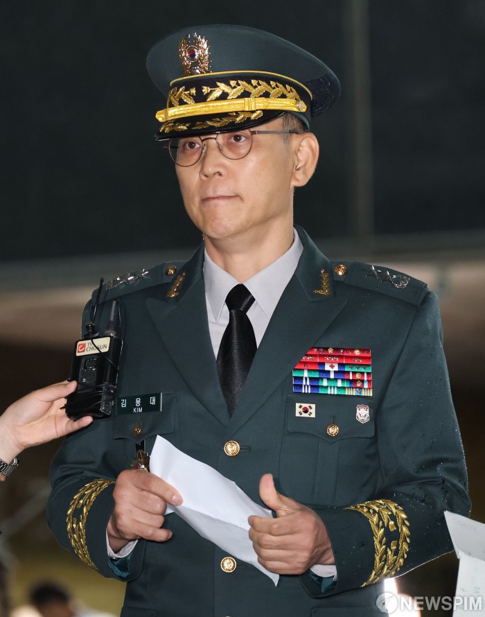 국방부, 특검 수사 대상 장성 2명 전격 보직해임