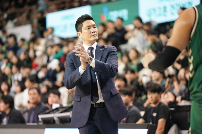 [핌in현장] 연전 앞둔 SK 전희철 감독 "변칙으로 나간다. 신인들 먼저 선발출전"