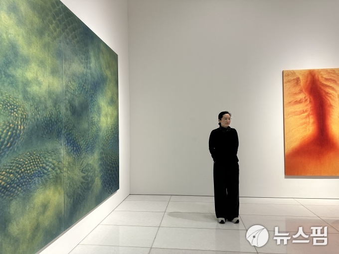 '두번의 출산 경험' 그림으로 푼 이은실 작가 "고통에 대한 공감"