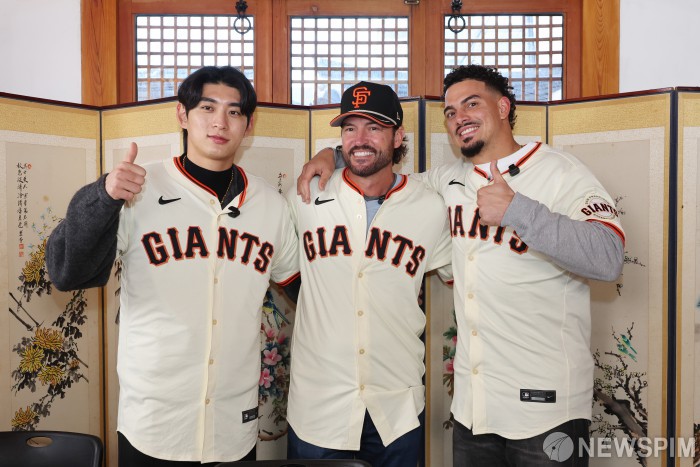 한옥 찾은 샌프란시스코 자이언츠