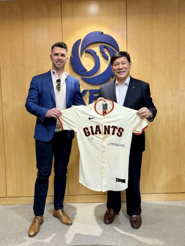 MLB SF 버스터 포지 사장, 허구연 KBO 총재, '교류 확대' 논의