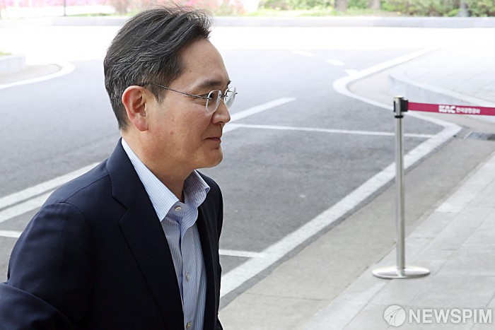 260419135215214_w.jpg