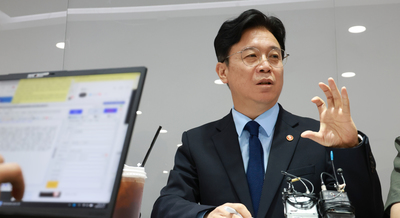 김영훈 노동장관 "AI시대에도 사람 중심 전환"…제네바서 '노동 외교'