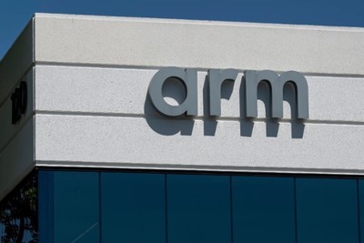 [미국 특징주] ARM CEO "AI 칩 매출 150억달러 목표 조기 달성 전망"