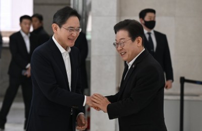 썸네일 이미지