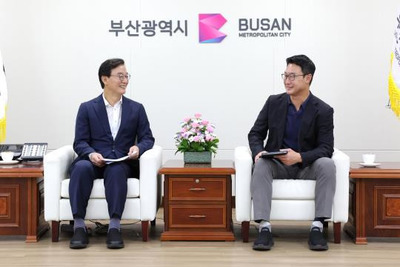 전재수 부산시장, 이형섭 낙동강청장 접견…낙동강 수변공간 활용 협력...