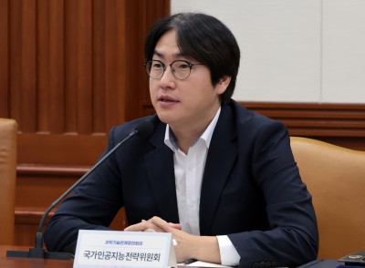 인사말하는 하정우 국가인공지능전략위원회 부위원장
