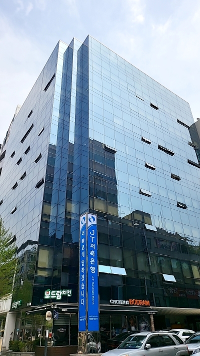 썸네일 이미지
