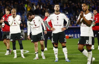 [UCL] 동네북 된 맨유...<b>코모</b> 원정서 졸전끝 1-4 참패