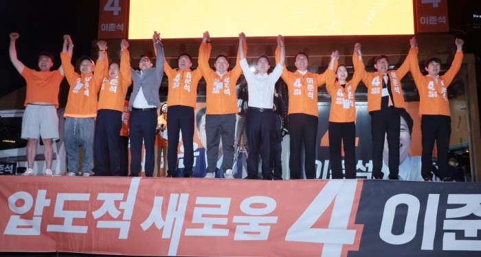 썸네일 이미지