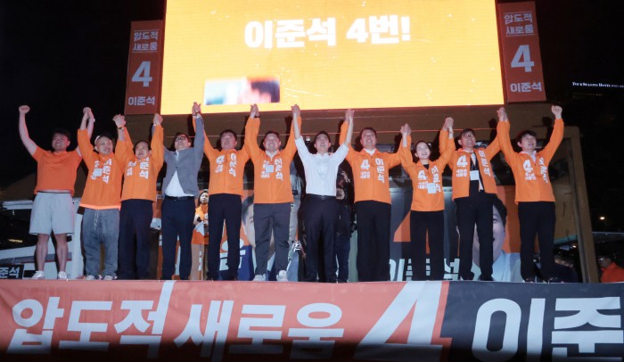 썸네일 이미지