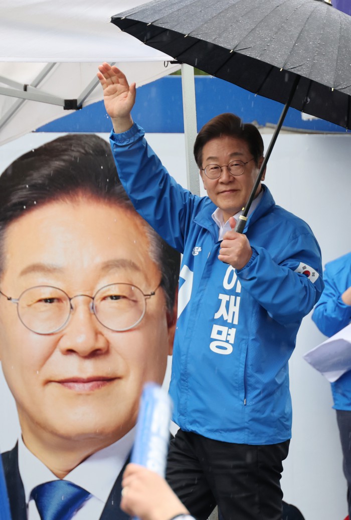 썸네일 이미지