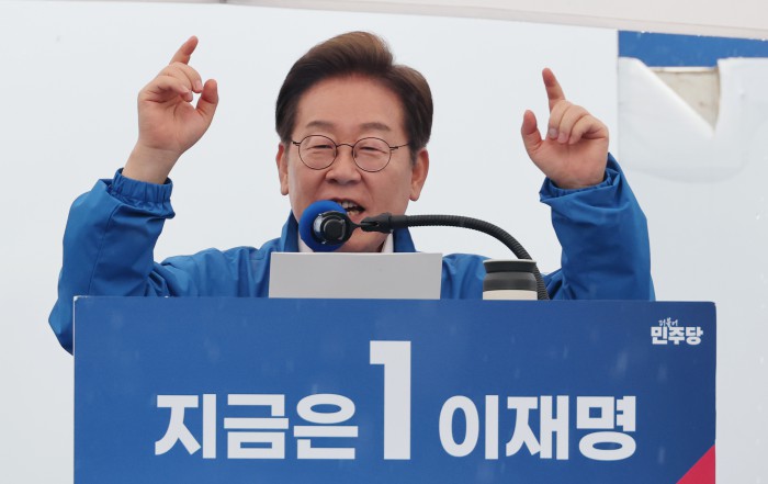 썸네일 이미지