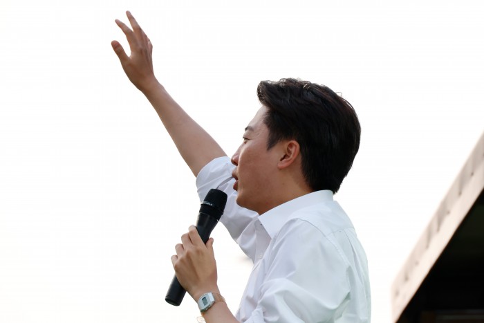 썸네일 이미지