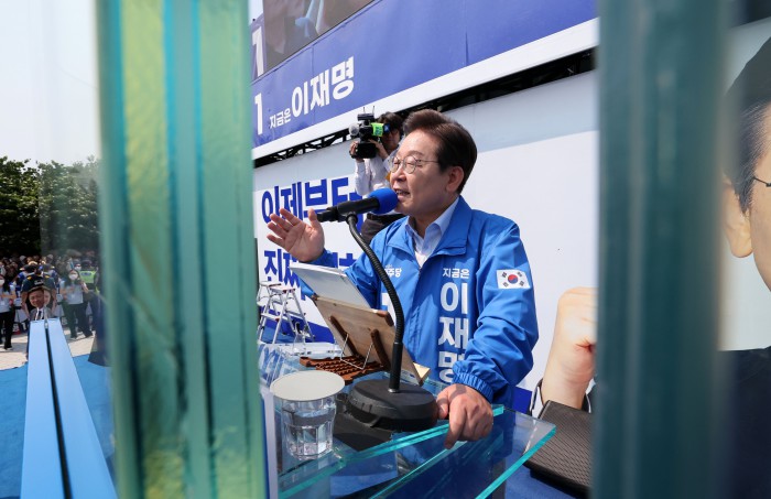 썸네일 이미지