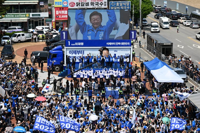 썸네일 이미지