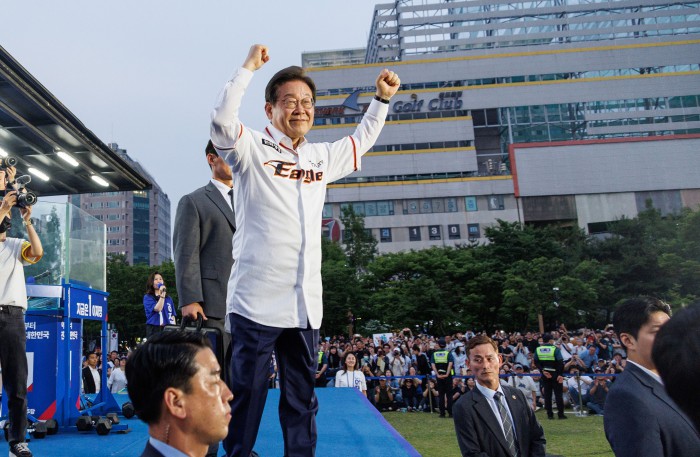 썸네일 이미지