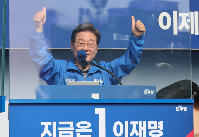 썸네일 이미지