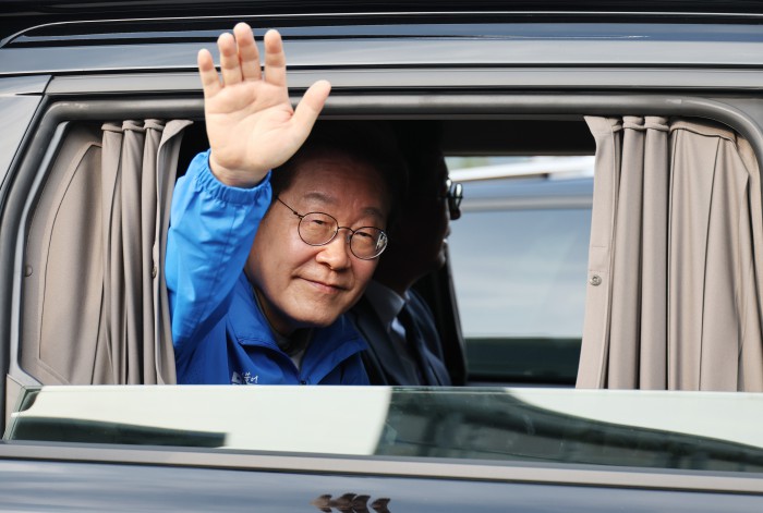 썸네일 이미지