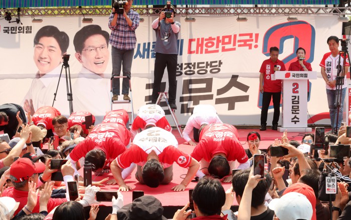썸네일 이미지