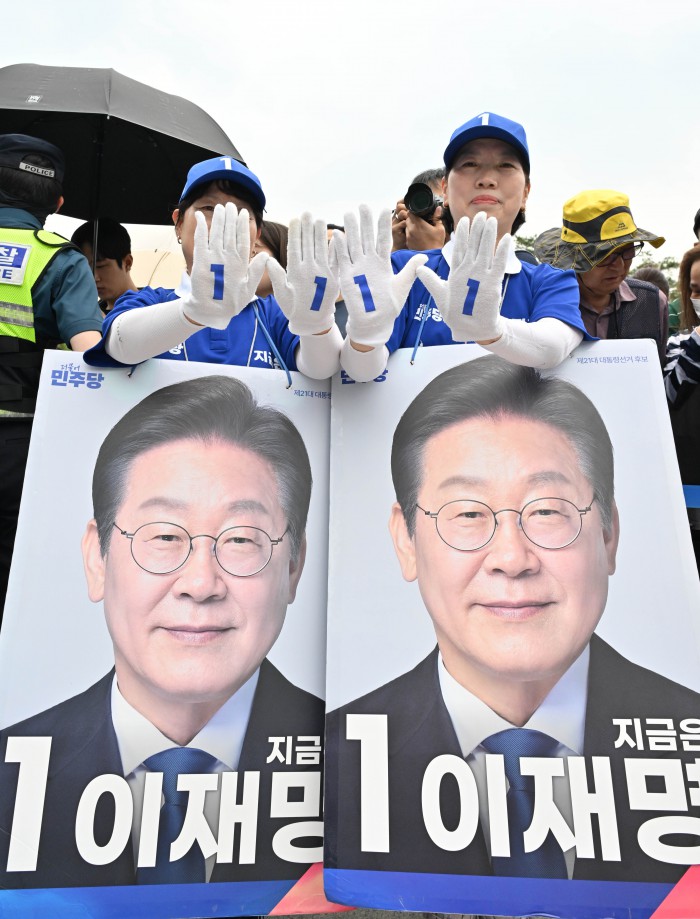 썸네일 이미지
