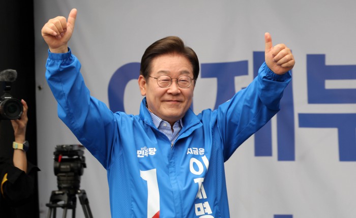 썸네일 이미지