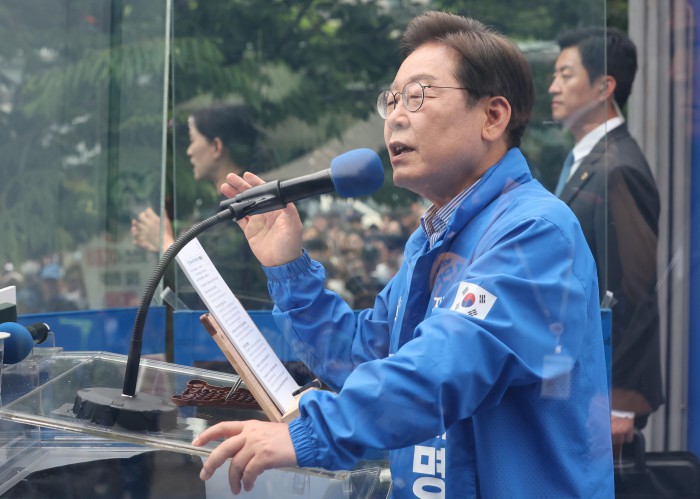 썸네일 이미지