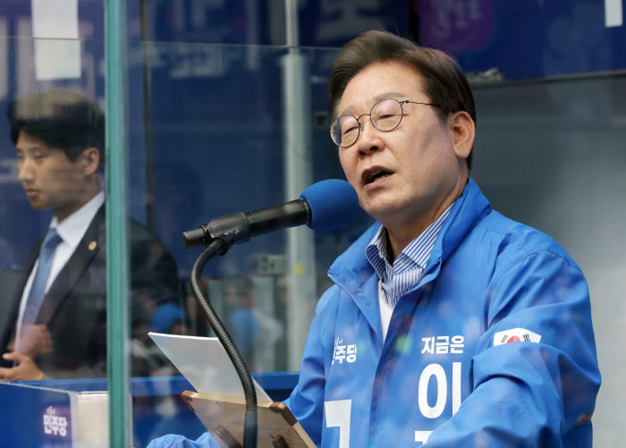 썸네일 이미지