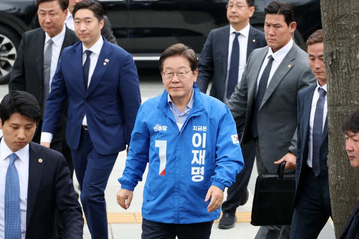 썸네일 이미지