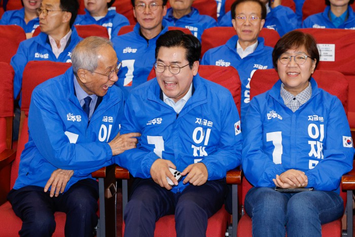 썸네일 이미지