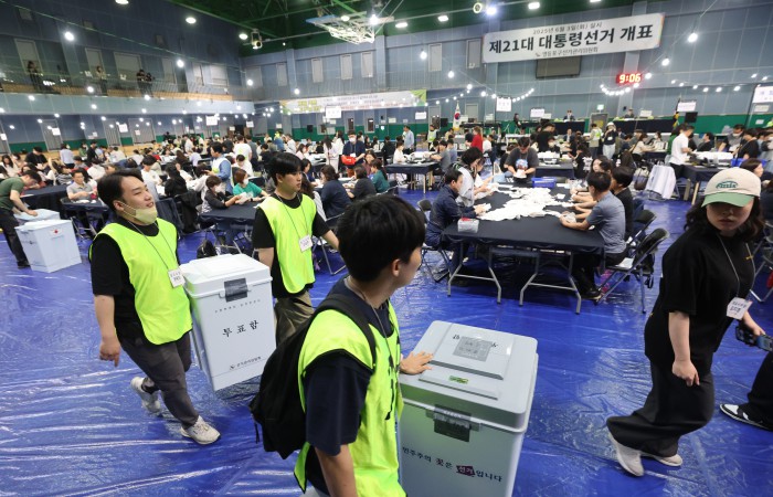 썸네일 이미지