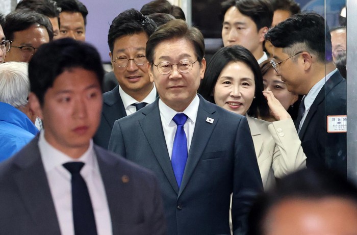 썸네일 이미지
