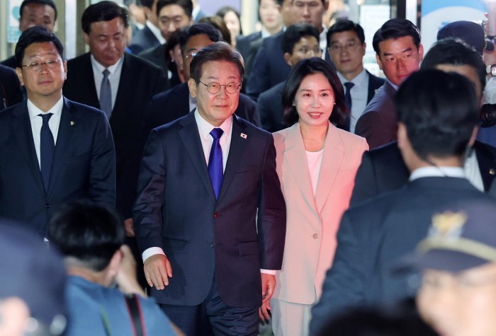 썸네일 이미지