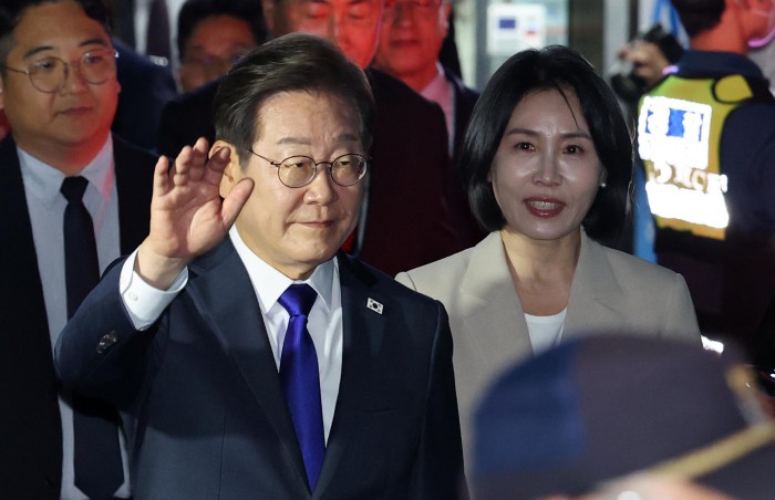 썸네일 이미지