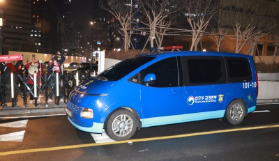 김건희 특검 조사후 서울구치소로 이동하는 윤석열 전 대통령