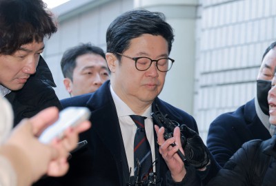 '홈플러스 사태' 김병주 MBK 회장 등 구속심사 출석