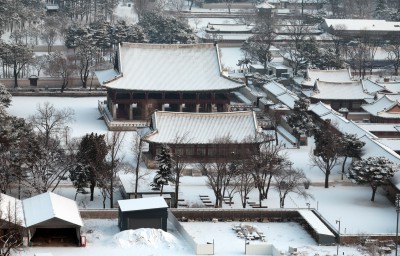 눈 덮인 경복궁